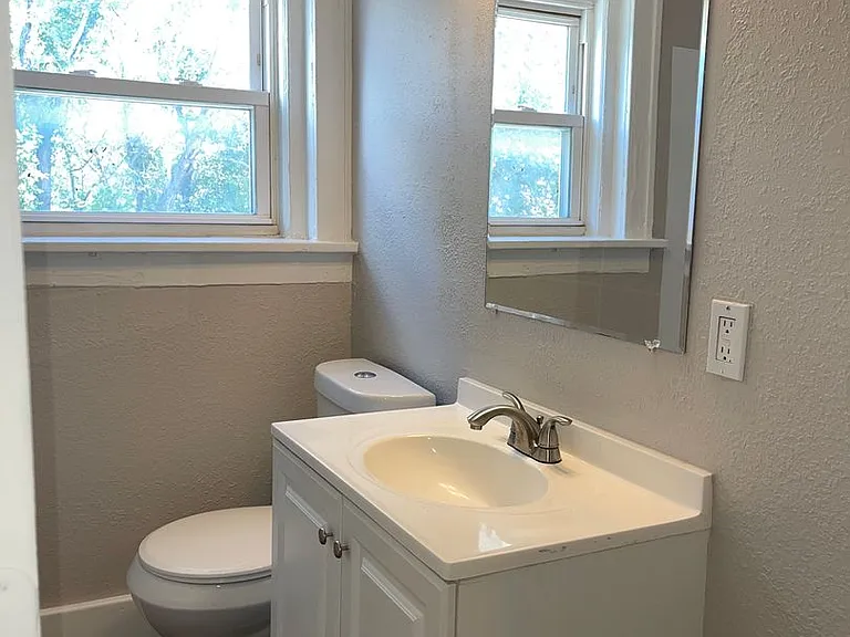 2600-2614 Amie Ct — Photo 47