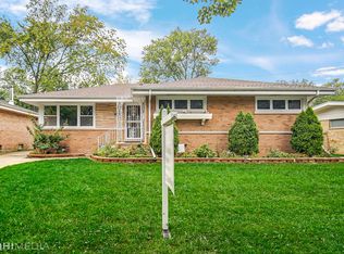 8934 Central Park Ave, Evanston, IL 60203