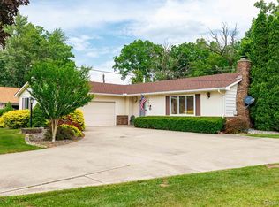 14610 Grafton Rd, Carleton, MI 48117