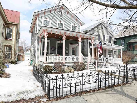 2nd image of 167 Caroline St