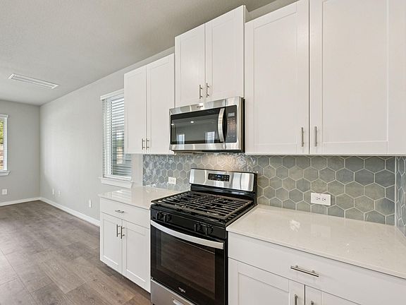 7th image of this home