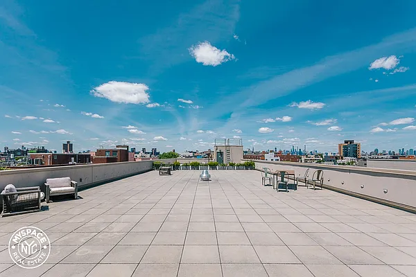 Rented by MySpaceNYC | media 15