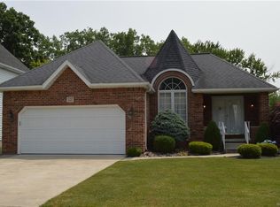 327 Daniel Dr, North Tonawanda, NY