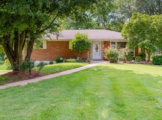 3 Devalle Dr, Collinsville, IL 62234