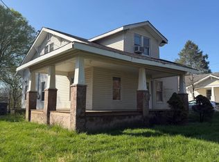 2622 Woodrow Dr, Knoxville, TN 37918