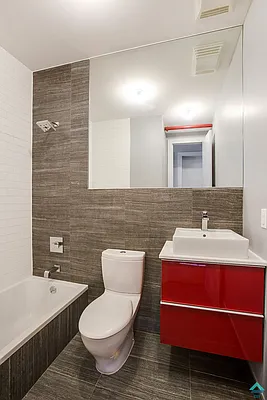 Rented by EXR | media 38