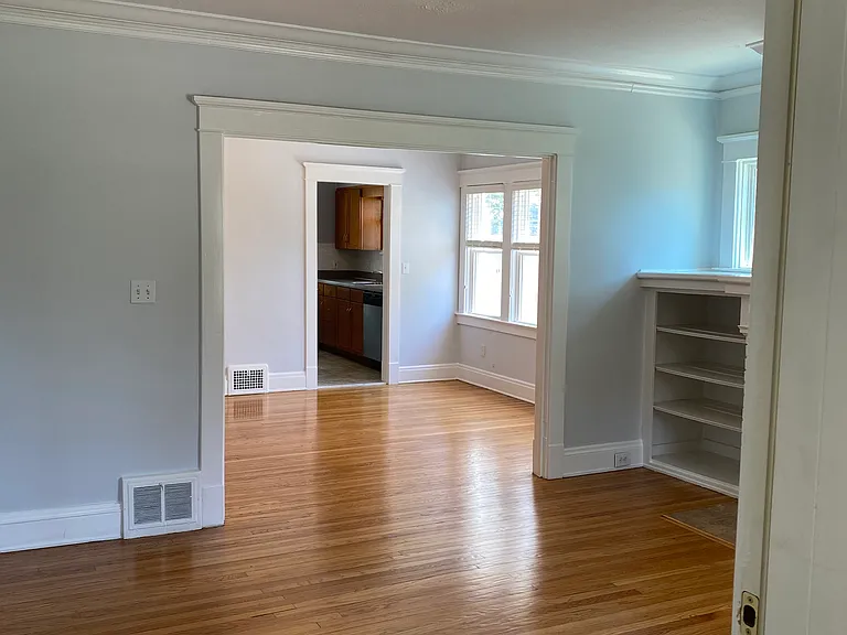 3515 Fairmount Blvd #1 — Photo 2
