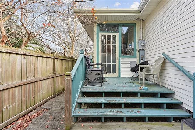 2738 Calhoun St — Photo 15