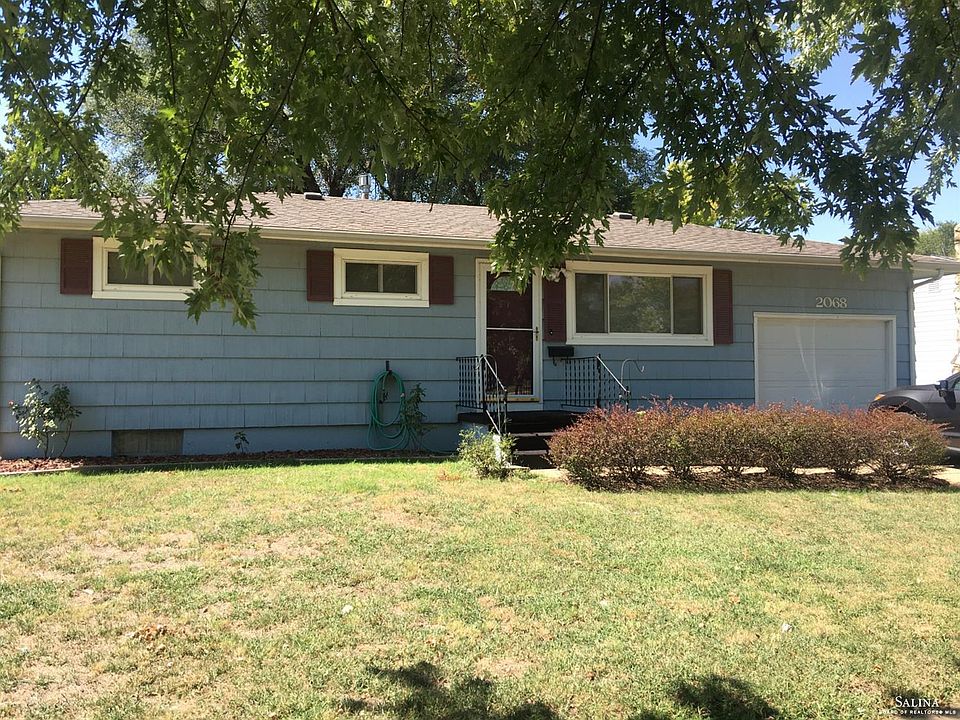1st image of 2068 Haskett Ave
