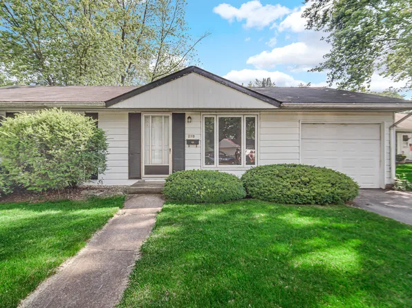 210 Barbara Ln, Steger, IL 60475