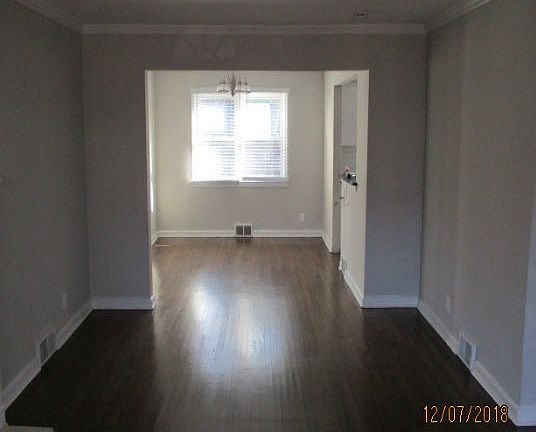 2nd image of 977 Country Club Dr