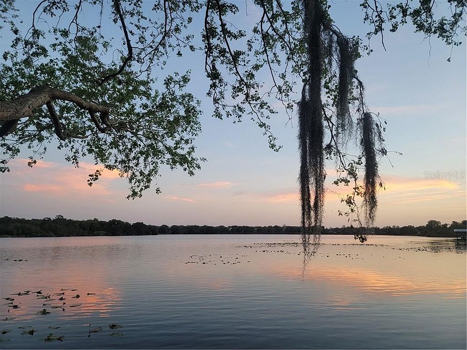 2nd image of 473 Bayou Ct