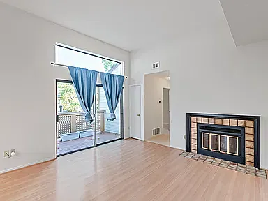 1540 Meadow Ridge Cir
