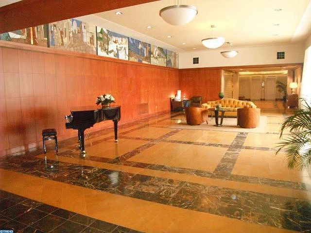2nd image of 2601 Pennsylvania Ave #9122