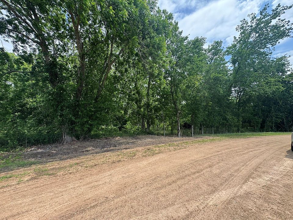 1st image of 214 County Road 230