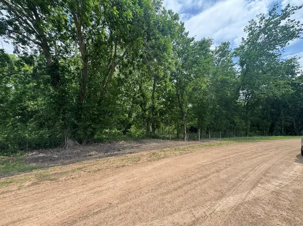 214 County Road 230, Wharton, TX 77488