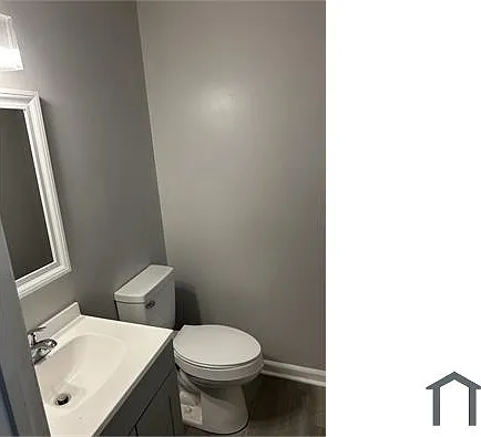 2052 Green Park Ave — Photo 5