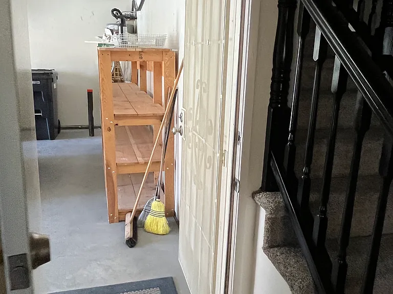 2851 Dartmouth Dr — Photo 18