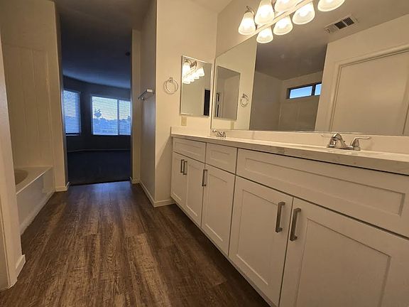 2nd image of 2180 Arborwood Way