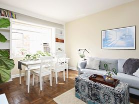 University Cir 32