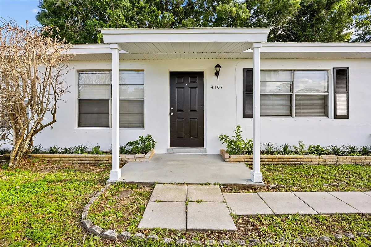 Building Photo - 4107 18th Pl