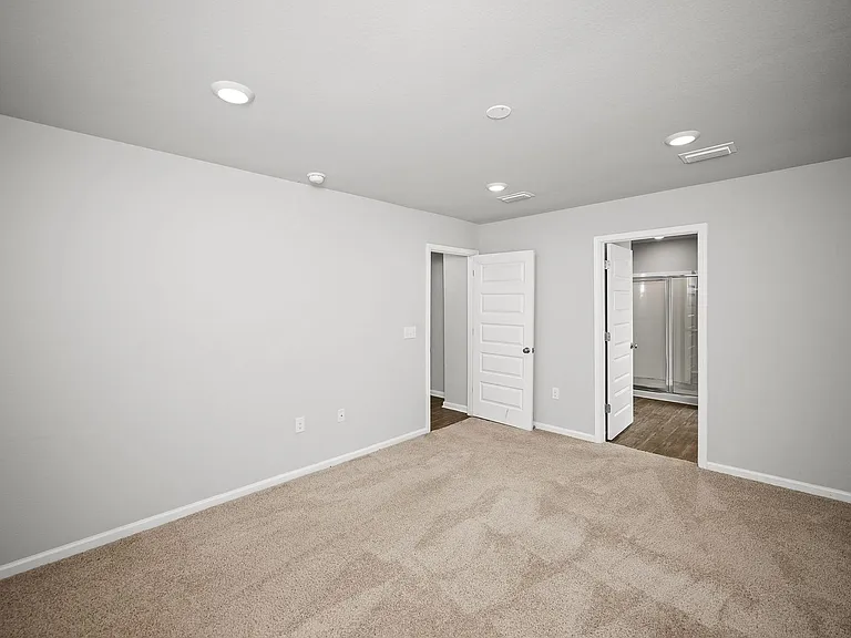 1487 Majesty Loop — Photo 11