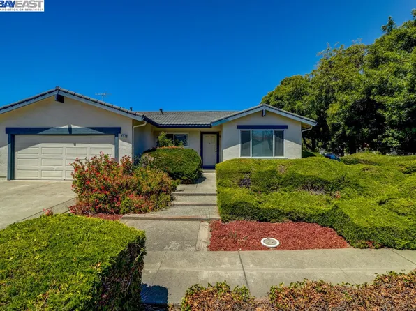 223 Rosado Rd, Fremont, CA 94539