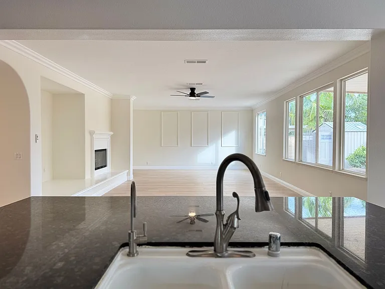 6855 Edinburgh Rd — Photo 12