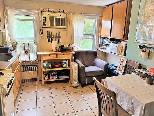 5th image of 680 5th Ave #2