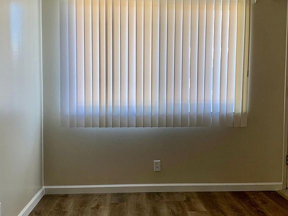 5th image of 2095 Radio Ave #12312