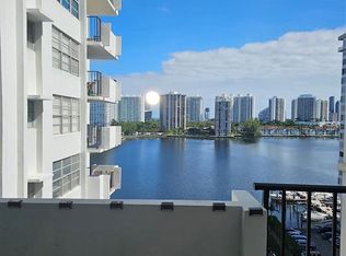 2750 NE 183rd St APT 1101, Aventura, FL 33160