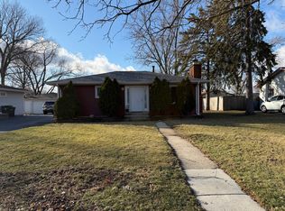 1931 Stephen Dr, Montgomery, IL 60538