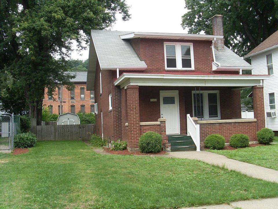 1st image of 624 W Spruce St