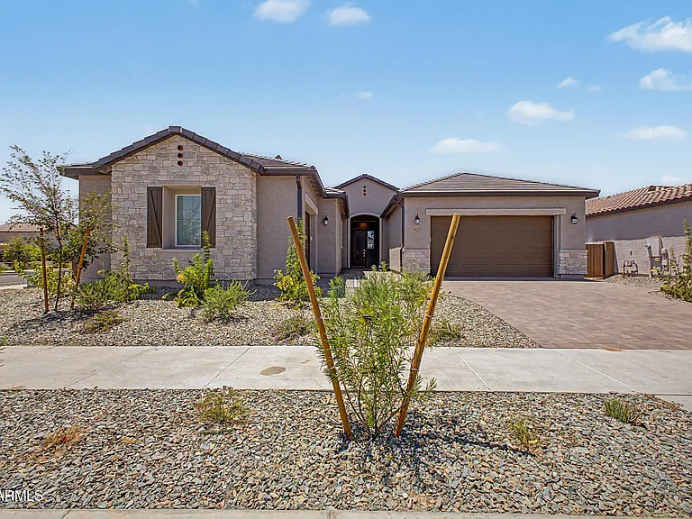 9623 W Flower St — Photo 1