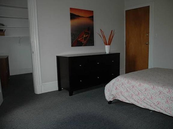 3rd image of 8 Mechanic St #1