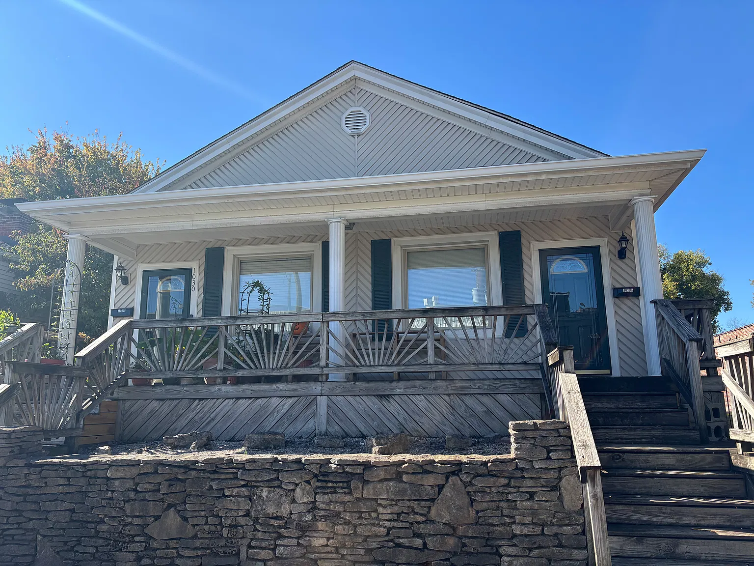 1 bed, 940 sqft, $1,100 — Photo 1