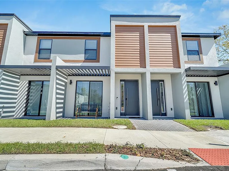 3205 Energy Dr — Photo 2