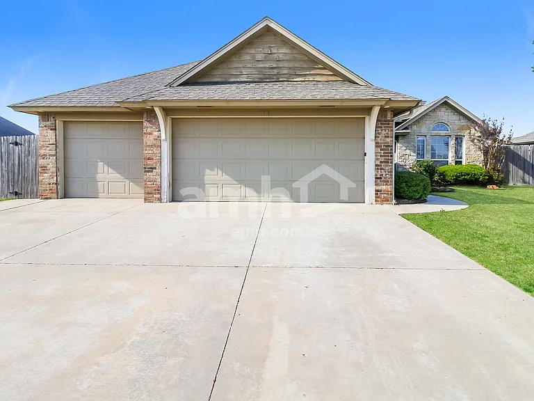 809 Tea Rose Dr — Photo 1