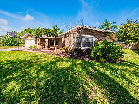 5th image of 2308 Cypress Gardens Blvd SE