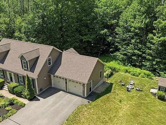 2nd image of 128 Bragg Hill Rd