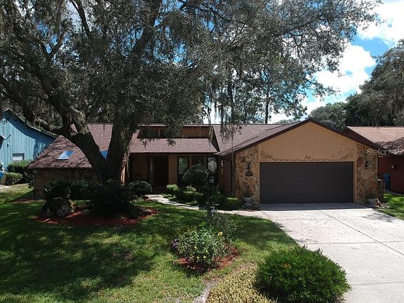 2nd image of 34369 Whispering Oaks Blvd
