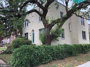 264 16th St SE, Washington, DC 20003