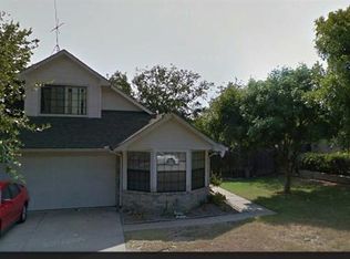 225 N Long Rifle Dr, Fort Worth, TX 76108