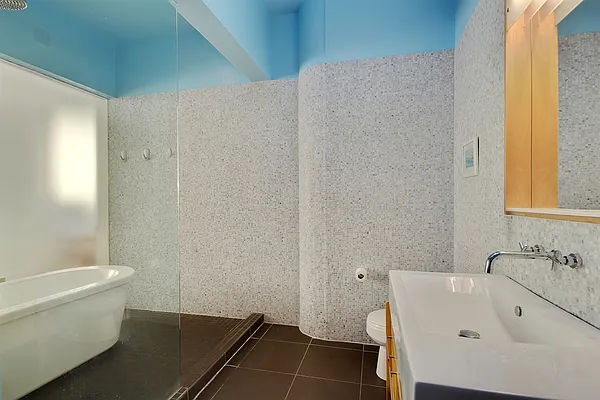 Sold by Corcoran | media 23