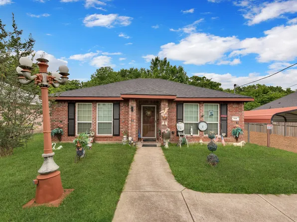 914 Armstrong Rd, Seagoville, TX 75159
