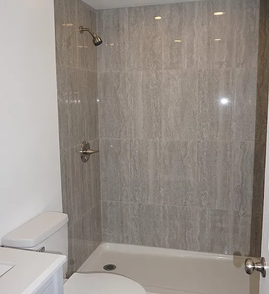 Master Bath 2nd floor