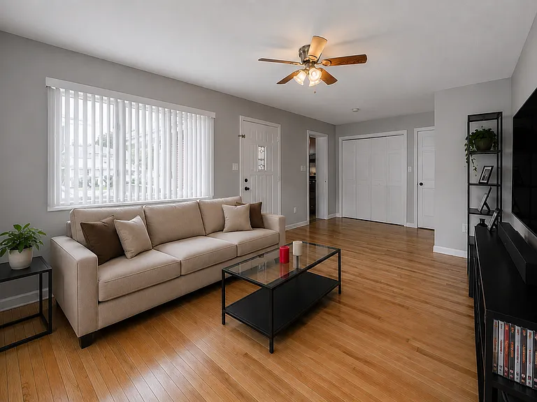 461 Mill St — Photo 13