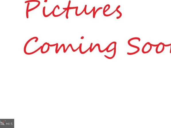 228 Pleasant St E, Hammonton, NJ 08037