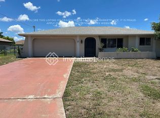 1924 SE 10th St, Cape Coral, FL 33990
