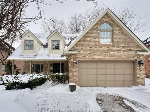 323 Majestic Dr, Lakeshore, ON N8N 4K9